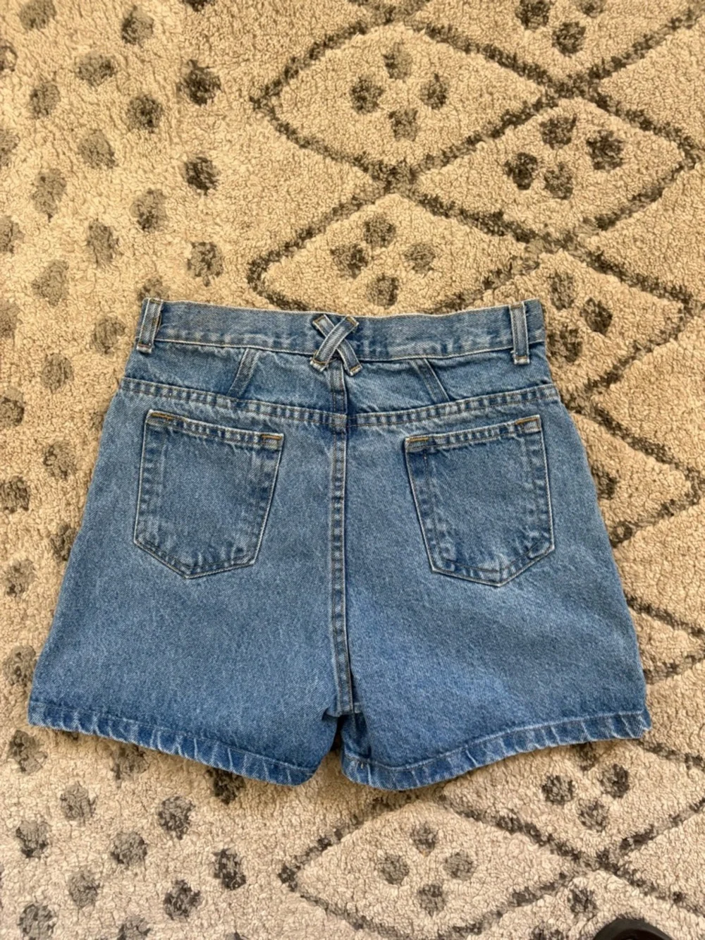 Vintage Circo denim mom shorts